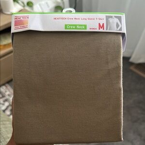 Uniqlo Women's Long Sleeve Tee - Tan